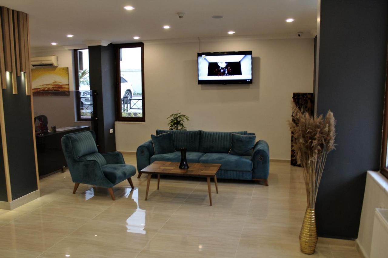 Grand Krone Hotel Çınarcık Bagian luar foto