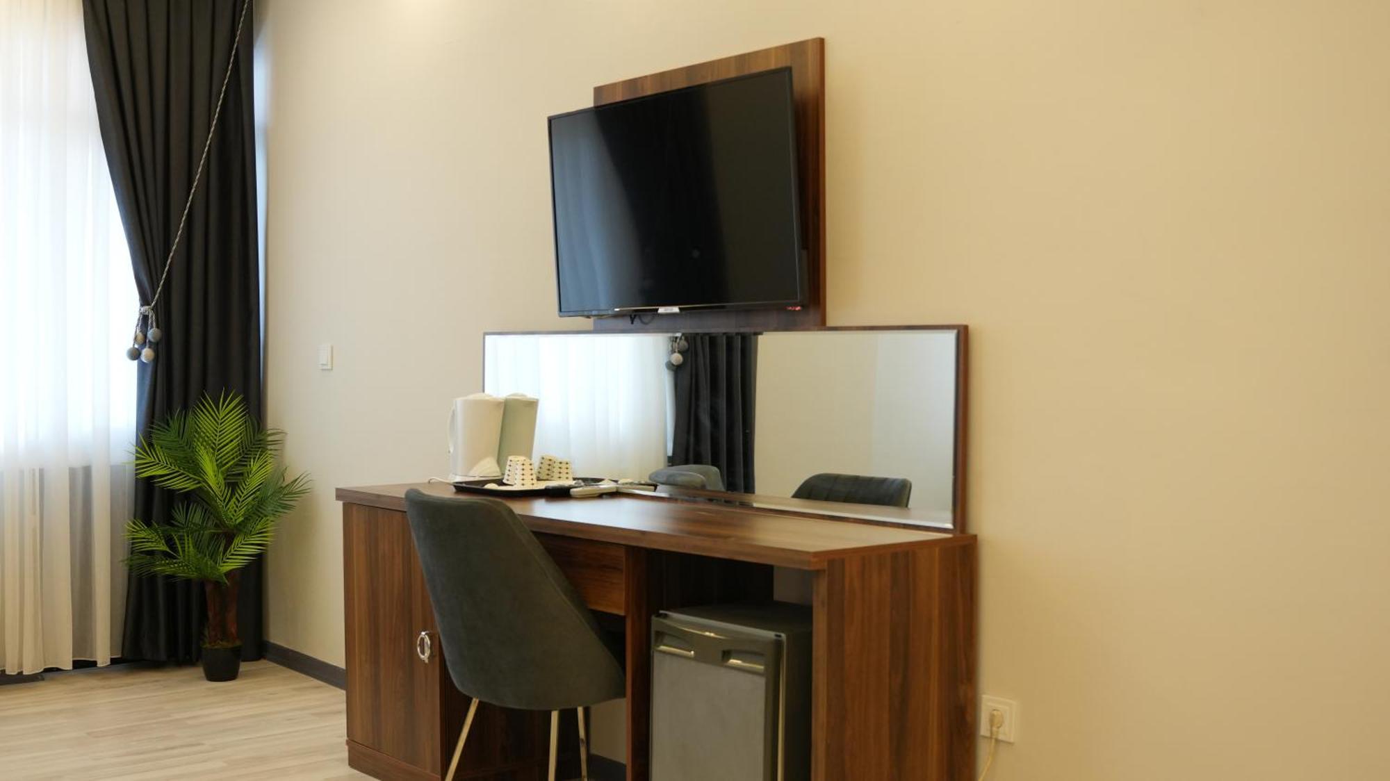 Grand Krone Hotel Çınarcık Bagian luar foto